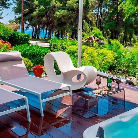 Palms Jacuzzi And Pool Villa Sani (Chalkidiki)
